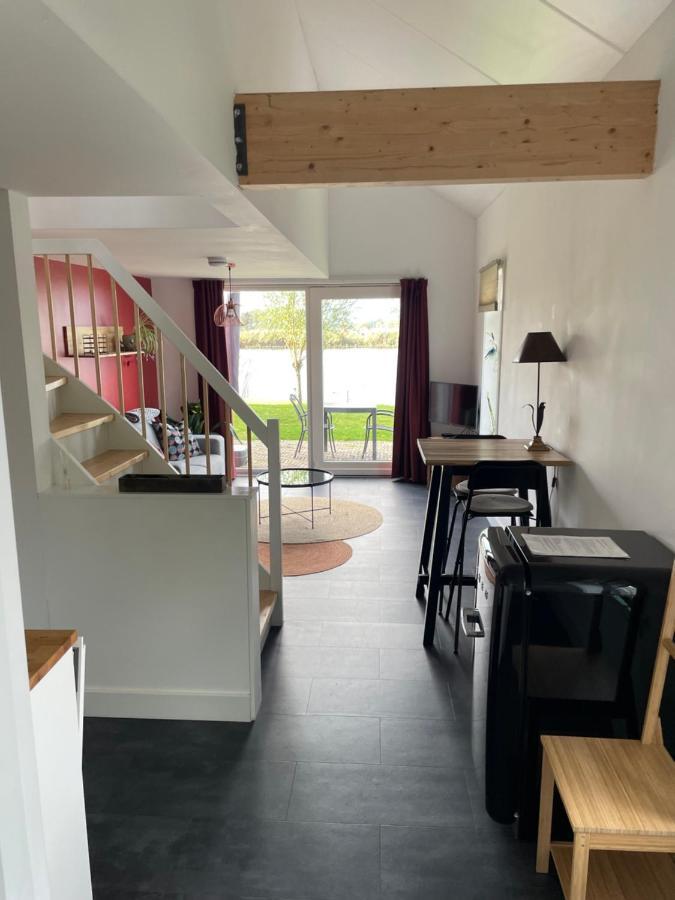 Mooi Vakantiehuis Prachtig Gelegen Aan Het Water Rijpwetering Exterior photo
